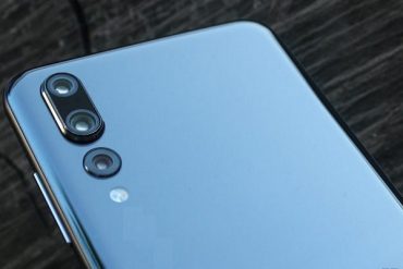 Lenovo smartphone triple camara