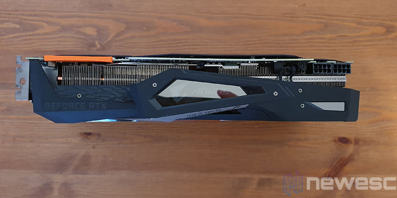 REVIEW AORUS RTX 2080 TI EXTREME LATERAL