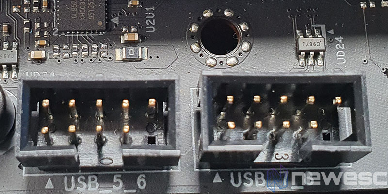 REVIEW ASROCK B550 STEEL LEGEND PUERTO USB 1