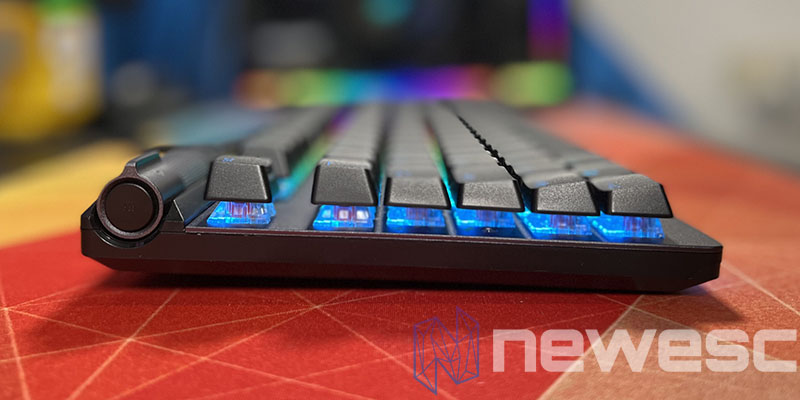 REVIEW ASUS ROG STRIX FLARE II ANIMATED LATERAL IZQUIERDO