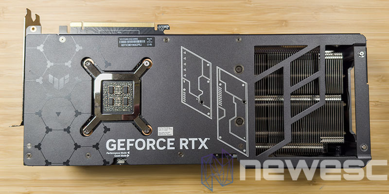 REVIEW ASUS TUF RTX 4090 OC BACKPLATE
