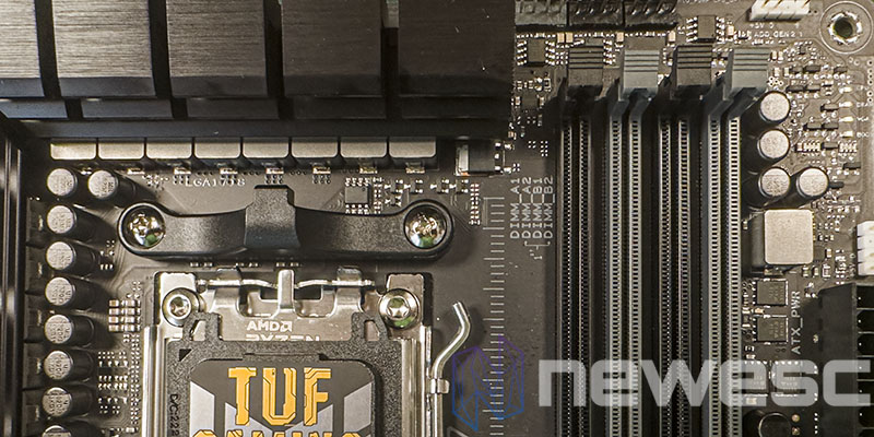 REVIEW ASUS TUF X670E PLUS WIFI PUERTOS DDR5