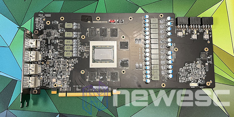 REVIEW MSI RADEON RX 6950XT GAMING X TRIO PCB DELANTE