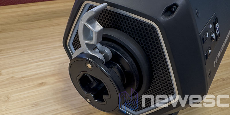 REVIEW THRUSTMASTER T818 QUICK RELEASE BASE 1