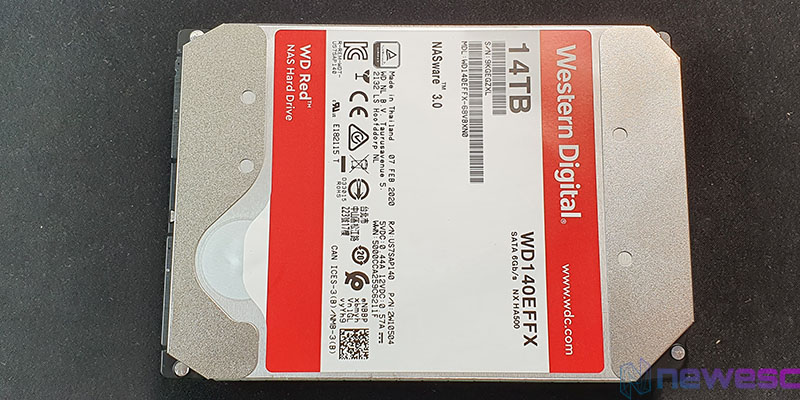 REVIEW WD RED 14 TB WD140EFFX FRONTAL
