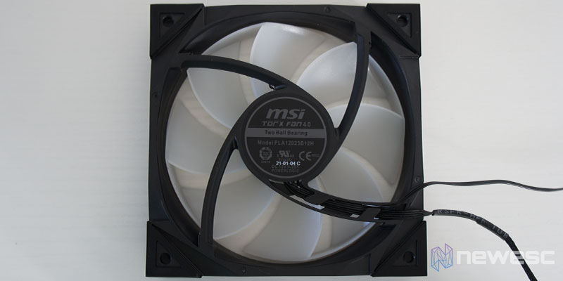 Review MSI MPG Coreliquid K360 16