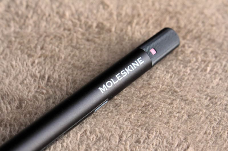 Review Moleskine Pen Ellipse NewEsc detalle LED