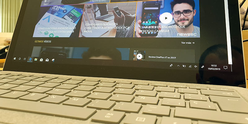 Review Surface Laptop 2 Pantalla