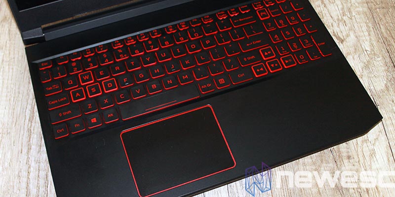 review acer nitro 5 teclado y trackpad