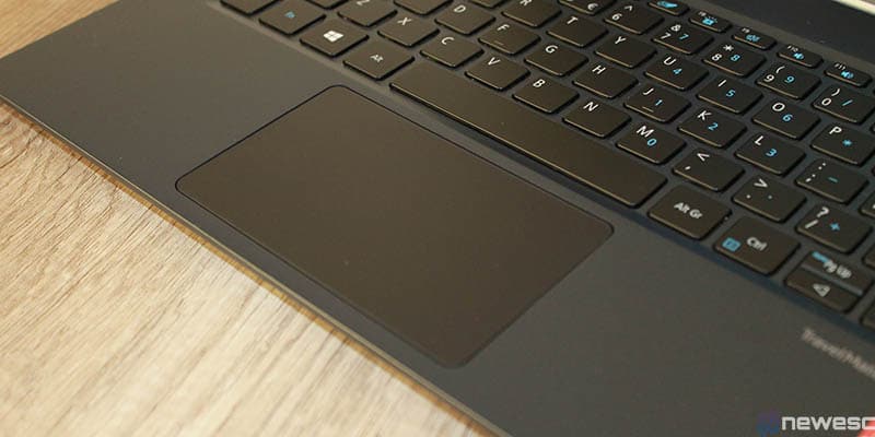 review acer travelmate x5 trackpad
