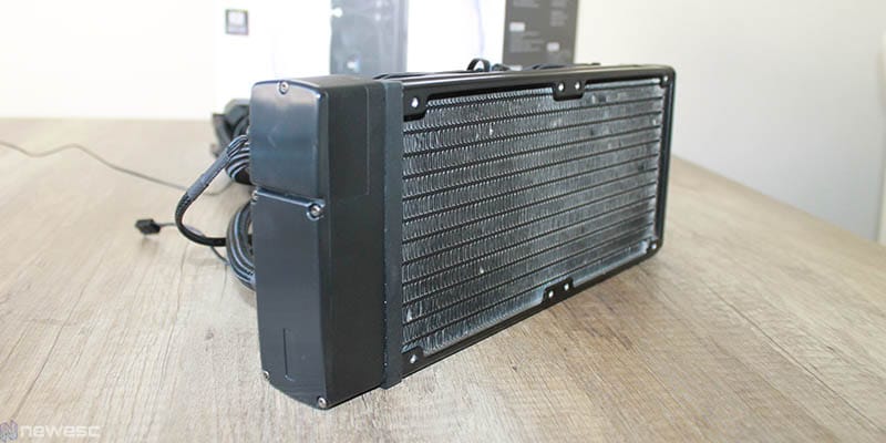 review aerocool pulse L240 radiador